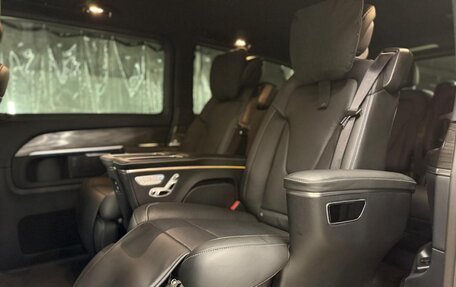 Mercedes-Benz V-Класс, 2024 год, 14 600 000 рублей, 21 фотография