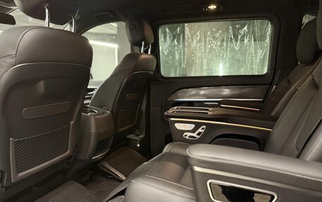 Mercedes-Benz V-Класс, 2024 год, 14 600 000 рублей, 22 фотография