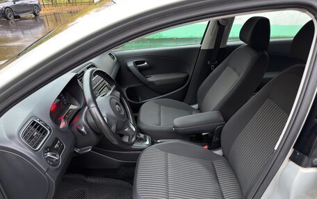 Volkswagen Polo VI (EU Market), 2011 год, 1 100 000 рублей, 10 фотография
