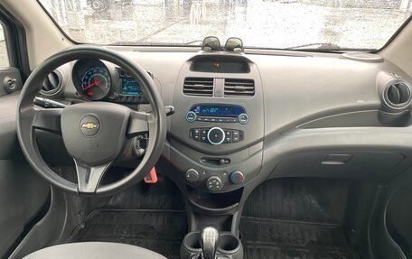 Chevrolet Spark III, 2013 год, 480 000 рублей, 10 фотография