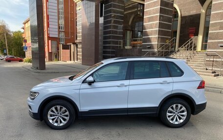Volkswagen Tiguan II, 2019 год, 2 250 000 рублей, 3 фотография