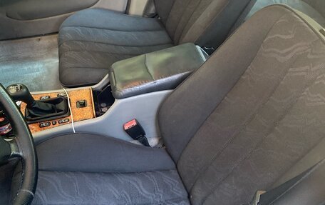 Mercedes-Benz E-Класс, 1996 год, 400 000 рублей, 11 фотография