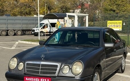 Mercedes-Benz E-Класс, 1996 год, 400 000 рублей, 5 фотография
