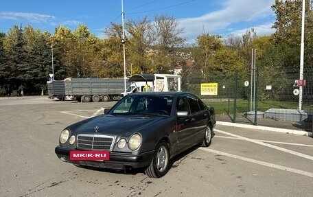 Mercedes-Benz E-Класс, 1996 год, 400 000 рублей, 4 фотография