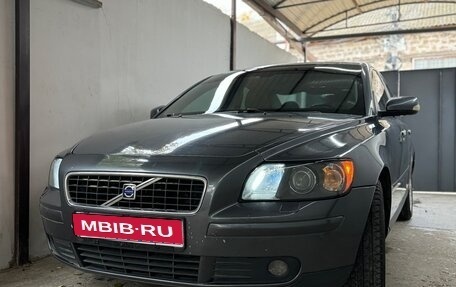 Volvo S40 II, 2006 год, 700 000 рублей, 1 фотография