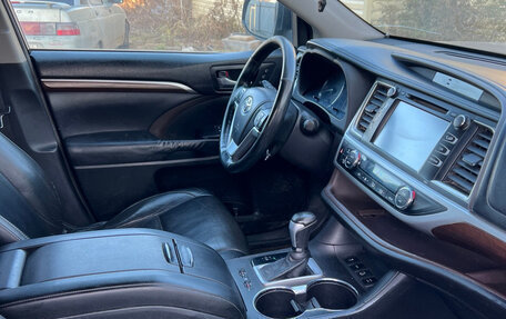 Toyota Highlander III, 2014 год, 2 450 000 рублей, 10 фотография