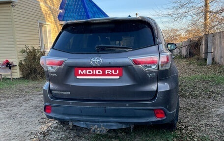 Toyota Highlander III, 2014 год, 2 450 000 рублей, 9 фотография