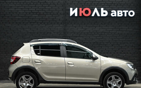 Renault Sandero II рестайлинг, 2020 год, 1 370 000 рублей, 9 фотография