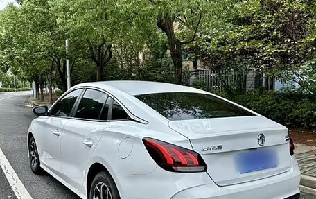 MG 5, 2022 год, 987 555 рублей, 5 фотография