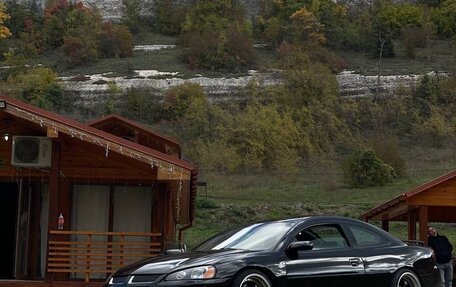 Dodge Stratus II, 2003 год, 950 000 рублей, 1 фотография