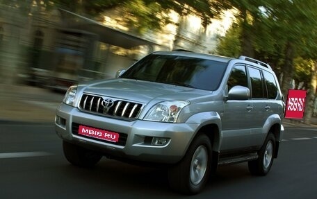 Toyota Land Cruiser Prado 120 рестайлинг, 2003 год, 950 000 рублей, 1 фотография
