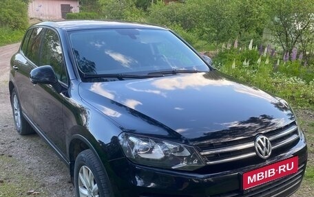 Volkswagen Touareg III, 2011 год, 2 200 000 рублей, 1 фотография