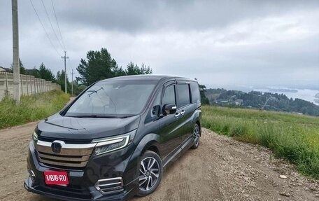 Honda Stepwgn IV, 2018 год, 2 100 000 рублей, 1 фотография