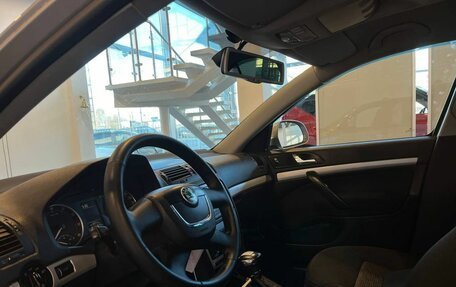 Skoda Octavia, 2011 год, 680 000 рублей, 23 фотография