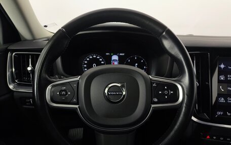 Volvo V60 II, 2019 год, 2 390 000 рублей, 15 фотография