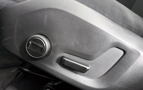 Volvo V60 II, 2019 год, 2 390 000 рублей, 14 фотография