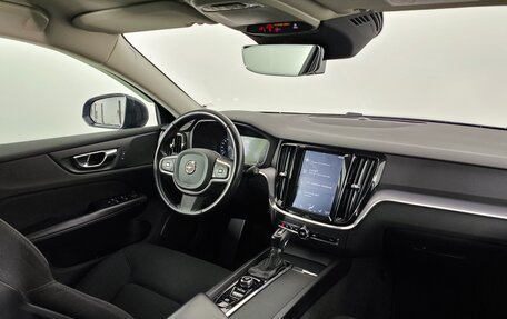 Volvo V60 II, 2019 год, 2 390 000 рублей, 16 фотография