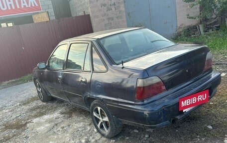 Daewoo Nexia I рестайлинг, 1996 год, 42 000 рублей, 3 фотография