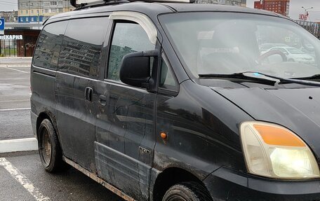 Hyundai Starex I рестайлинг, 2004 год, 350 000 рублей, 2 фотография