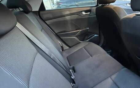 Hyundai Solaris II рестайлинг, 2019 год, 990 000 рублей, 10 фотография