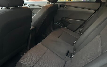 Hyundai Solaris II рестайлинг, 2019 год, 990 000 рублей, 12 фотография