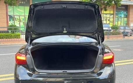 Infiniti Q50 I рестайлинг, 2021 год, 1 900 000 рублей, 6 фотография