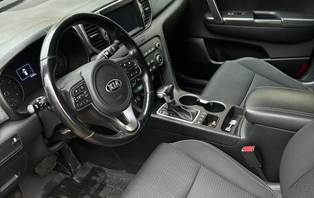 KIA Sportage IV рестайлинг, 2017 год, 1 900 000 рублей, 9 фотография