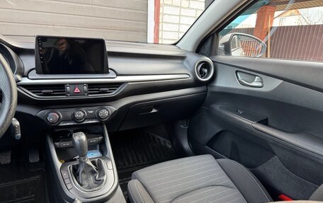 KIA Cerato IV, 2019 год, 1 590 000 рублей, 17 фотография