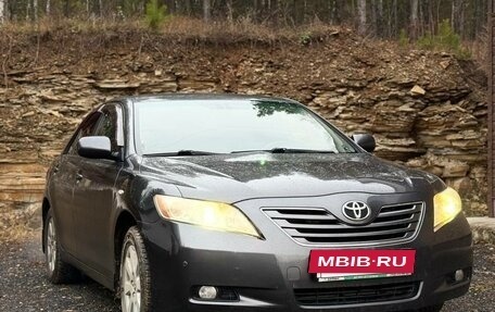 Toyota Camry, 2008 год, 1 200 000 рублей, 2 фотография