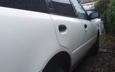 Nissan AD I, 1992 год, 215 000 рублей, 3 фотография