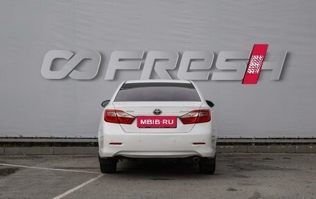 Toyota Camry, 2012 год, 1 820 000 рублей, 4 фотография