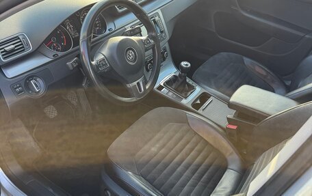 Volkswagen Passat B7, 2011 год, 1 350 000 рублей, 9 фотография