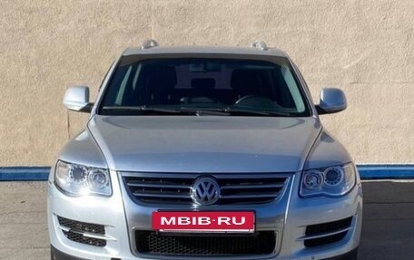 Volkswagen Touareg III, 2008 год, 875 000 рублей, 2 фотография