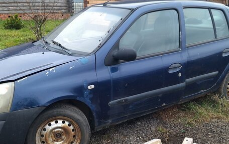 Renault Symbol I, 2005 год, 160 000 рублей, 3 фотография