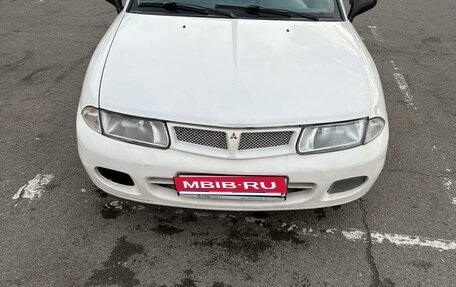Mitsubishi Carisma I, 1998 год, 250 000 рублей, 1 фотография