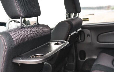 Nissan Serena IV, 2013 год, 1 282 000 рублей, 20 фотография