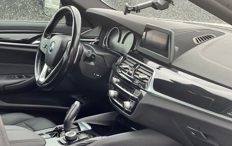 BMW 5 серия, 2018 год, 2 950 000 рублей, 8 фотография