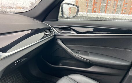 BMW 5 серия, 2018 год, 2 950 000 рублей, 9 фотография