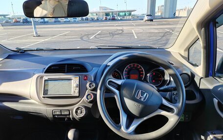 Honda Fit III, 2011 год, 870 000 рублей, 16 фотография