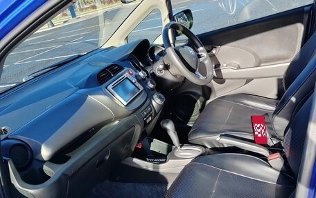 Honda Fit III, 2011 год, 870 000 рублей, 17 фотография