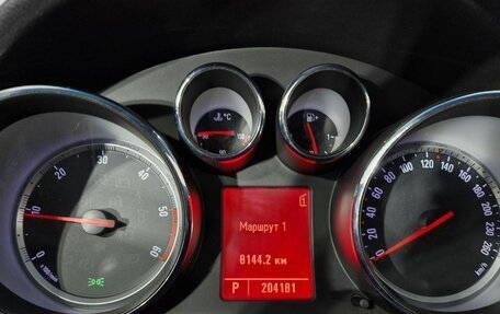 Opel Insignia II рестайлинг, 2011 год, 800 000 рублей, 14 фотография