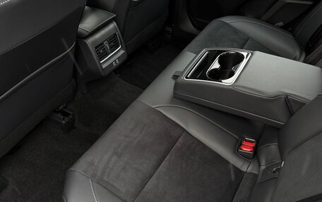 Toyota Camry, 2025 год, 4 200 000 рублей, 13 фотография