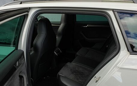 Skoda Superb III рестайлинг, 2021 год, 3 500 000 рублей, 10 фотография