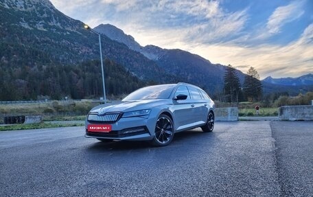 Skoda Superb III рестайлинг, 2021 год, 3 500 000 рублей, 1 фотография