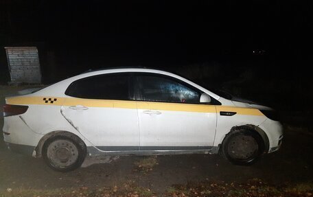 KIA Rio III рестайлинг, 2017 год, 750 000 рублей, 2 фотография