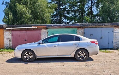 Renault Latitude I, 2010 год, 650 000 рублей, 2 фотография