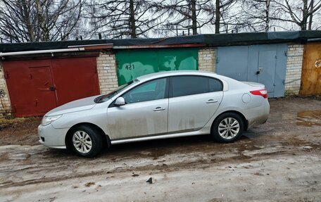 Renault Latitude I, 2010 год, 650 000 рублей, 4 фотография