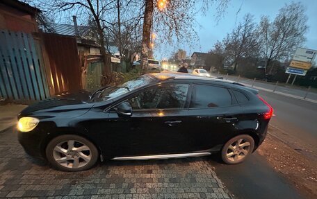 Volvo V40 II рестайлинг, 2014 год, 1 000 000 рублей, 12 фотография