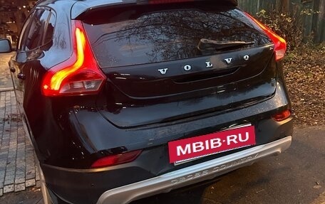 Volvo V40 II рестайлинг, 2014 год, 1 000 000 рублей, 8 фотография