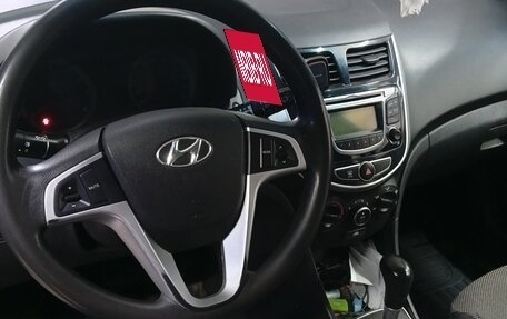 Hyundai Solaris II рестайлинг, 2012 год, 650 000 рублей, 6 фотография